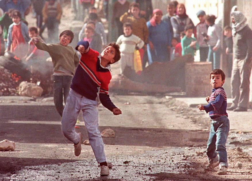 ذكرى انتفاضة الحجر 32