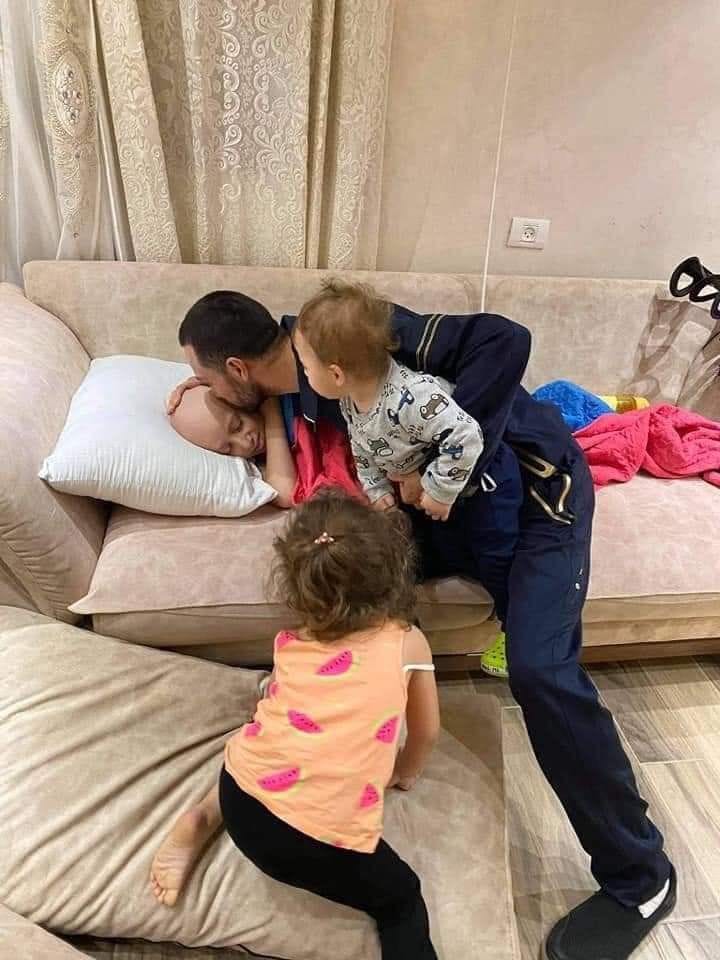 قبلة قبل الاعتقال