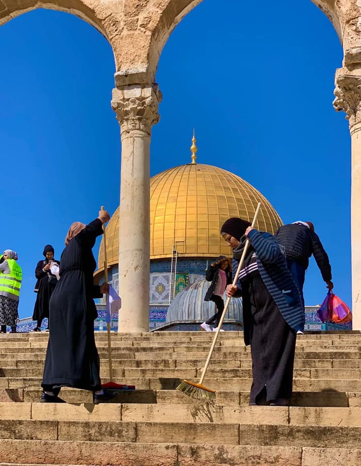أجواء البهجة والفرح بالمسجد الأöـصى لاستقبال شهر رمضان المبارك.