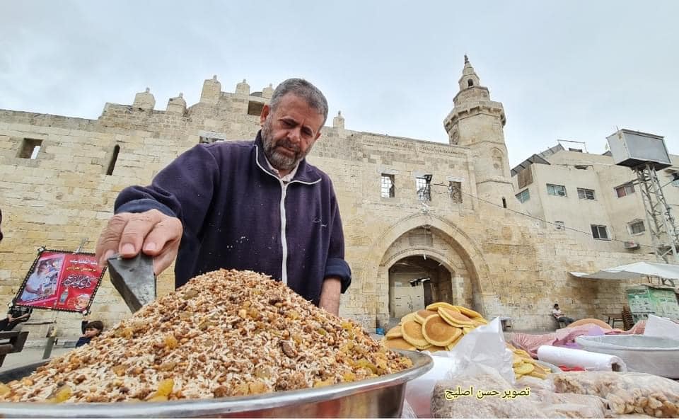 أمام قلعة برقوق  